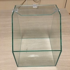 水槽　GEX アクアテラ200キューブ