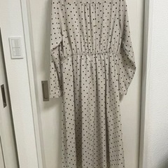 【取引完了しました】長袖ワンピース／水玉の画像