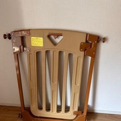 日本育児 ベビーゲートの画像