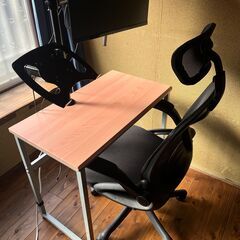 【10/6,7,8限定】モニター + モニターアーム + デスク + オフィスチェアの画像
