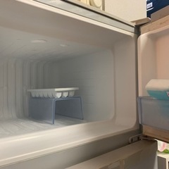 Haier 冷凍冷蔵庫 HSSR-N10A(H) -1 形の画像