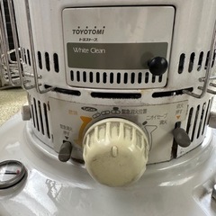 トヨトミ　石油ストーブの画像