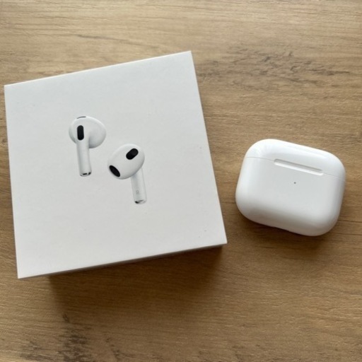 値下げ！Apple Airpods(第３世代)
