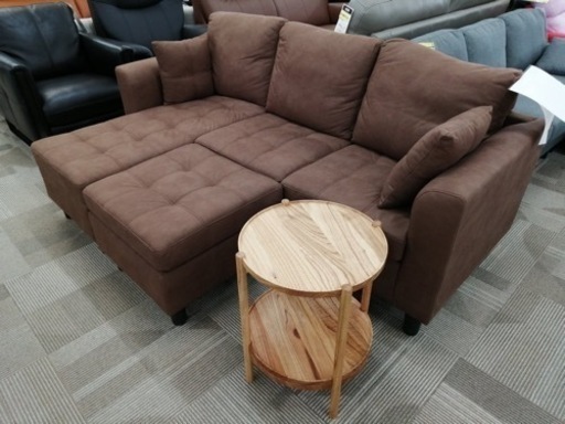 5人掛けできる自由に変えれるダブルカウチソファ　1枚目画像の色とは違います