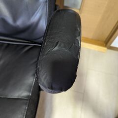 ニトリ　オフィスチェアを差し上げますの画像