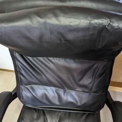 ニトリ　オフィスチェアを差し上げますの画像