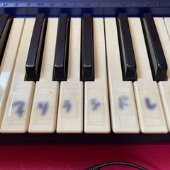 電子ピアノの画像