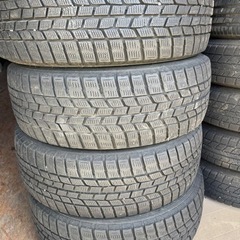 グッドイヤー  スタッドレス　215/60-17    4本セット