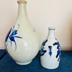 砥部焼 / 牡丹徳利 / 花瓶 / 陶芸 / 工芸品 / 焼物 / 壺 / 酒器  /梅山の画像
