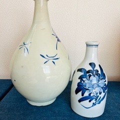砥部焼 / 牡丹徳利 / 花瓶 / 陶芸 / 工芸品 / 焼物 / 壺 / 酒器  /梅山の画像