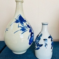 砥部焼 / 牡丹徳利 / 花瓶 / 陶芸 / 工芸品 / 焼物 / 壺 / 酒器  /梅山の画像