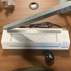ラミネーター
