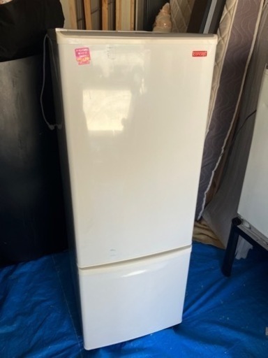 Panasonic 168 L 冷蔵庫2011年