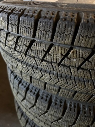 取引者決定！9〜9.5分山！ブリザック 155/65R14 ホイールつき