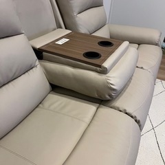 【ほぼ新品】ニトリ　電動リクライニングソファの画像