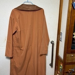 薄手コート　値引きしましたの画像
