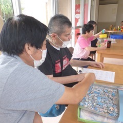 週1日～OK！ミニボーナスあり！資格・経験不問！髪色自由！生活支援員の画像