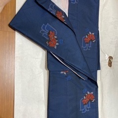 新品　紺地　ウールの着物と羽織りの画像
