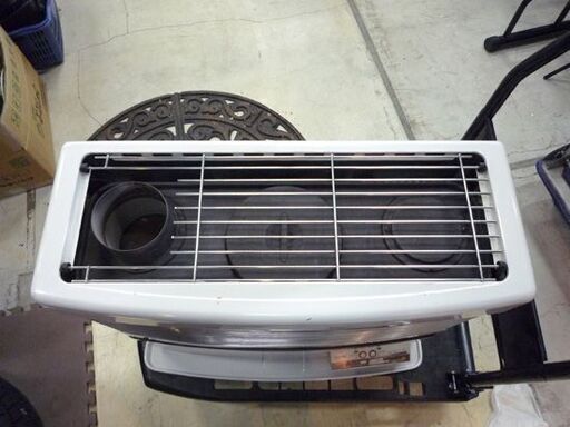 2012年製トヨトミ 煙突ストーブ HR-650C  木造17畳 コンクリート27畳 煙突式 中古 簡易整備済 暖房機器 東区 新道東