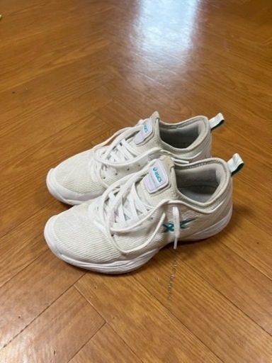 バッシュ アシックス24㎝