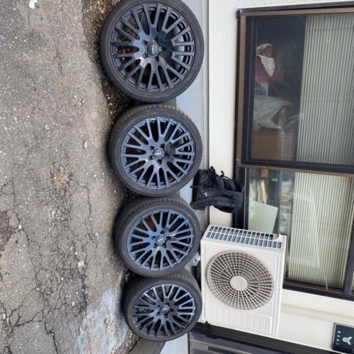 クラウン純正TRD19インチ