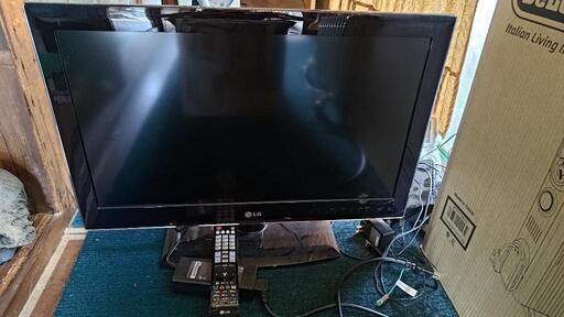 テレビ　26インチ