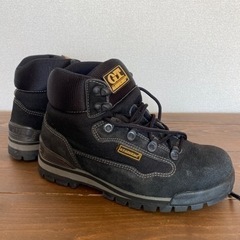夏山シーズン　トレッキングシューズ　GTホーキンス の画像