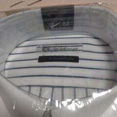 Yシャツ　Мサイズ　未使用　決まりましたの画像