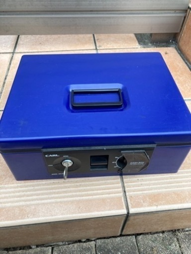 手提げ金庫　鍵付き　CE-8760