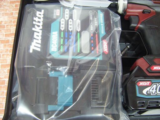 マキタ TD001GDX インパクトドライバ 40V 2.5Ah バッテリー×2 充電器 フルセット 赤 未使用 【ハンズクラフト宜野湾店】