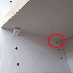 美品!!【フレンチカントリー調 本棚】幅76.5cm 組立て済 木目調 ブックシェルフ 白色系 札幌 北20条店の画像