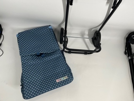 大きめ保冷バッグ　カート付き