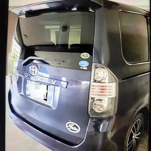 車トヨタヴォクシー！