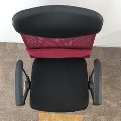 オフィスチェア デスクチェア　パソコンチェア　事務椅子　キャスター付き　（１）の画像