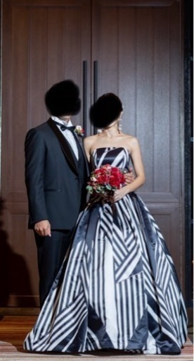 ブラック＆ホワイト　カラードレス