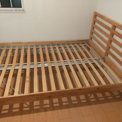 中古 IKEA "TARVA" ダブルベッドフレーム無料