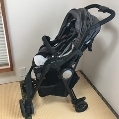 ベビーカー　エールべべ　フラコットの画像