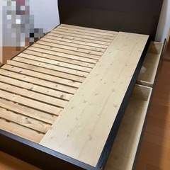 取引中_ダブルベッド(木製)の画像