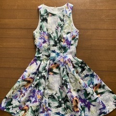 Ｈ＆Ｍ　ワンピース　155cm 細め