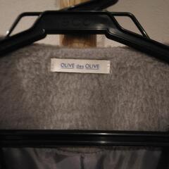 オリーブのコートの画像