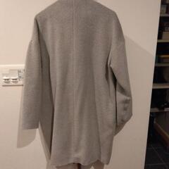 オリーブのコートの画像