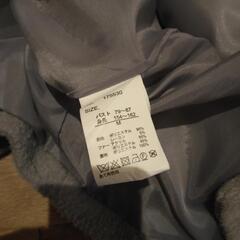 オリーブのコートの画像