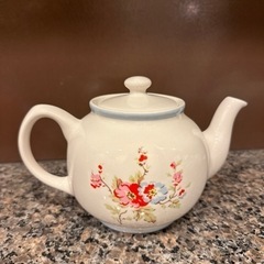 Cath Kidston キャスキッドソン ティーポットの画像