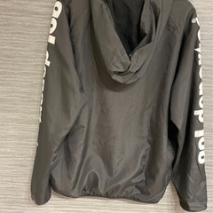 gol.ナイロンパーカーの画像