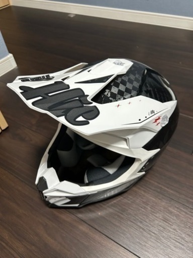 オフロードヘルメット　HJC i50