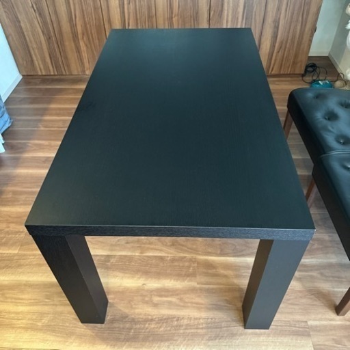 BoConcept ダイニングテーブル　ブラックステイン仕上げ