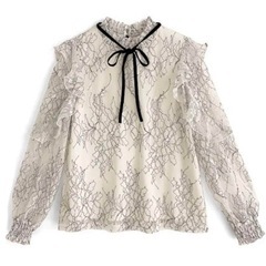 【未使用】GRL 完売 リボンタイ付き花柄レースフリルトップスの画像