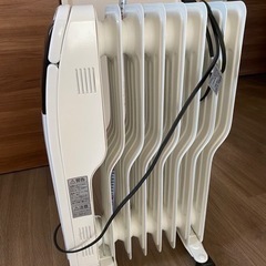 2020年製オイルヒーター　アイリスオーヤマ