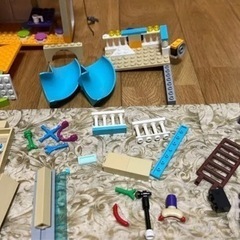 値下げしました！Lego   Barbie  レゴ　バービー　小物　パーツの画像