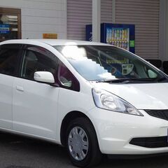 【広々とした車内空間に小回りが効く車！！】　エンジンパワーにも評判がある車です。の画像